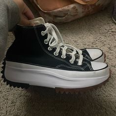 Only Used Once And Is In Good Condition Converse Run Star Hike, Converse Run, Run Star Hike, Converse Run Star, Shoes Converse, Converse Black, Women's Converse, Womens Converse, Converse Shoes