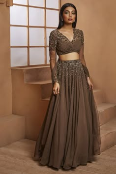 Full Sleeves Blouse Designs, Simple Lehenga, Full Sleeve Blouse, Wedding Lehenga Designs, Lehenga Blouse Designs