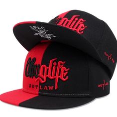 Brand New Without Tags, Very Cool "Thug Life Outlaw" Red/Black Snapback Flat Brim Hat. One Hat Per Order. Bone Bordado, Swag Hats, Dope Hats, Flat Bill Hats, Flat Brim Hat, Streetwear Accessories, Black Snapback, Unique Hats, Thug Life