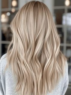 40 Dazzling March Hair Color Ideas 2024: Spring into Style with Fun and Elegant Blonde Airtouch Hair, Blonde Hair 2024, Blonde Airtouch, Warm Blonde Hair, Light Blonde Hair, Balayage Blonde, Dark Blonde Hair