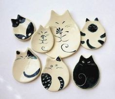 Cat Pottery, Ceramic Cats, Cat Plate, Pottery Sale, Plate Ceramic, Pottery Classes, Ceramics Ideas Pottery, Polymer Clay Projects, Cat Decor