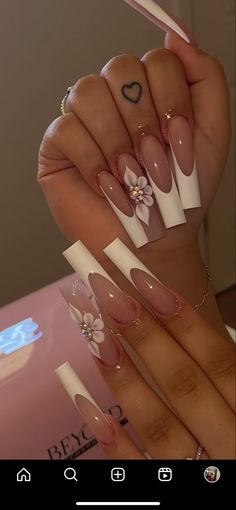 Nails Latina, Girly Acrylic, Beige Nails, White Acrylic Nails, French Acrylic Nails, Dope Nail Designs, Long Acrylic Nails Coffin