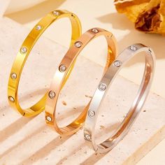 Titanium Bracelet, Crystal Bangle, Black Women Fashion, Woman Fashion, Gold Bangles, Accessories Bracelets, Charm Jewelry, Unisex Fashion, Cuff Bracelets