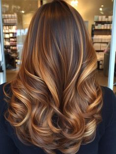 Balayage Color Miel, Blonde And Caramel Highlights, Blonde And Caramel, Brunette Or Blonde, Balayage Caramel, Hair Refresh, Caramel Blonde Hair, Soft Balayage