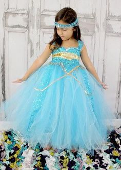 Princess Jasmine Dress- Princess jasmine costume- Princess jasmine tutu dress Princess Jasmine Party, Princess Jasmine Dress, Princess Jasmine Birthday Party, Princess Jasmine Birthday, Jasmine Party, Princess Tutu Dresses, Aladdin Costume, Princess Jasmine Costume, Jasmine Wedding