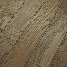 an image of wood flooring that looks like it has been cleaned and is ready to be used