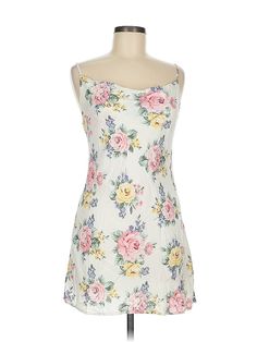 Forever 21 Casual Dress Size: Medium White Dresses - used. 100% RAYON, Mini, Square, Floral, Short, Sleeveless | Forever 21 Casual Dress: White Floral Dresses - Size Medium Cheap Forever 21 Summer Dresses, White Floral Dresses, Casual Dress White, White Casual Dress, Casual White Dress, White Floral Dress, White Dresses, Floral Dresses, Floral Short