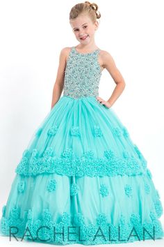 Rachel Allan Perfect Angels 1669 Winning Tiffany Blue Girls Pageant Gown Dress sz 10 NWT click picture to enlarge click picture to enlarge click picture to enlarge click picture to enlarge Brand new by RACHEL ALLAN, is style number 1669 in white. Stunning gown features sparkling beading in a floral pattern with a full tulle skirt adorned with ruffled flowers tiered towards hemline. Comes lined with a built in crinoline for fullness. Size 2 4 6 8 10 12 14 Chest 24 25 26 27 28 29 32 Waist 21 22 23 Winning Pageant Gowns, Girls Pageant Gowns, Kids Pageant Dresses, Pageant Gown, Full Tulle Skirt, Princess Prom Dresses, Cupcake Dress, Girls Pageant Dresses, Angel Dress