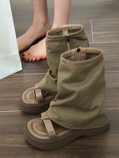 Casual Round Toe Sandals With Zipper Closure, Casual Sandals With Zipper Closure And Round Toe, Casual Sandals With Zipper Closure, Casual Sandals With Zipper Closure For Spring, Endless Fashion, Sandal Boots, Platform Shoes Boots, 70s Jeans, Platform Shoes Sandals