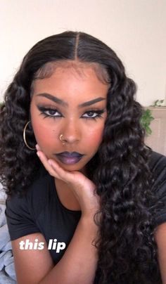 Black E Girl Makeup, Dark Red Glossy Lips, Vampire Makeup Black Women, Dark Makeup Looks Black Women, Grunge Makeup Black Women, Be Weird, Brown Skin Makeup