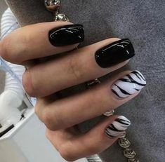 Zebra Nails, Milky Nails, Short Gel Nails, Nails Now, Work Nails, Fire Nails, Classy Nails, Chic Nails, Short Acrylic Nails