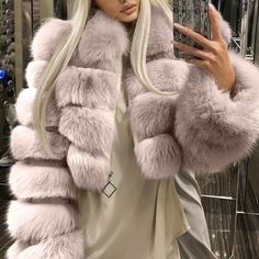 Cropped Fur Jacket, Cropped Faux Fur Coat, Winter Mode Outfits, Fur Jacket Women, Long Fur Coat, Womens Faux Fur Coat, Winter Fur Coats, Fox Fur Jacket, Real Fur Coat