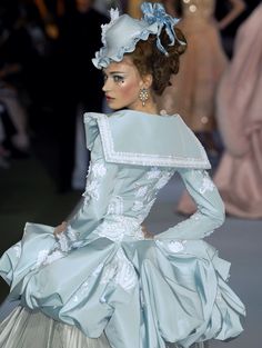 Cool Chic Style Fashion: Christian Dior haute couture f/w 2007 Christian Dior Haute Couture, Dior Haute Couture, John Galliano, 가을 패션, Marie Antoinette