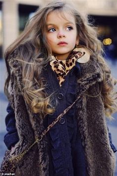 little fashionista Baby Mode, Kid Fashion, Stylish Kids, Kids Style, Childrens Fashion, Mode Inspiration, Future Kids, Fashion Kids, Little People