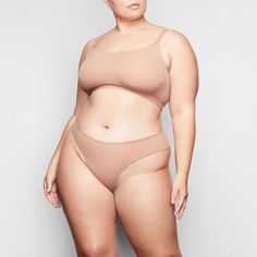 Shop underwear & lingerie in cotton, stretch and mesh styles. SKIMS underwear is available in sizes 32A to 44D, XXS to 4X and a wide range of colors. Outfit Photoshoot Ideas, Lingerie Outfit, Bandeau Bra, Nike Training, Triangle Bralette, Body Reference, Beautiful Clothes, Reference Poses, Office Outfits