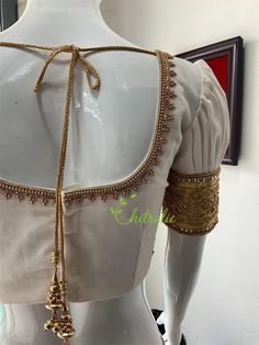 Kasavu Blouse, Saree Blouse Work, Kerala Saree Blouse, Kerala Saree, Saree Blouses, Blouse Work, Aari Work, Purple Silk, Indian Outfit