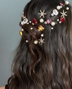 Pearls In Hair, Hair Dos, Half Up, Hair Day, Pretty Hairstyles, Hair Jewelry, Hair Tutorial, Hair And Nails, Bridal Hair