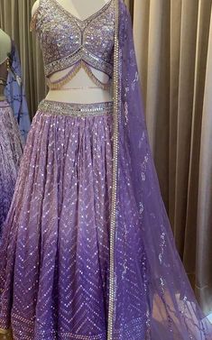 Blouse Designs Lehenga Choli, Lehenga From Saree, Lehenga Aesthetic, Aesthetic Lehenga, Simple Lehenga Designs, Latest Lehenga Blouse Designs, Lehenga Designs Latest, Purple Lehenga, Bridal Lehenga Designs