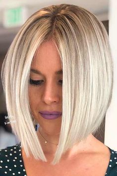 Bob Haircut Ideas To Inspire Your Next Cut ★ Angled Bob For Thin Hair Edgy Bob Haircuts, Angled Hair, Bob Haircut Ideas, Braid Hairstyle, Angled Bob, Long Bob Haircuts, Hair Guide, Celebrity Hair Stylist, Blonde Bobs