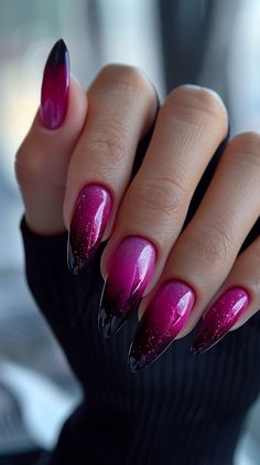 Purple Nails Dark Purple Nails With Design, Dark Purple Nails, Stunning Nail Designs, Black Acrylic Nails, Sassy Nails, Purple Nail Designs, Nail Art Trends, Fancy Nails Designs, Goth Nails