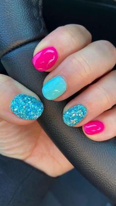 Dip Powder Nails Colors Summer, Short Fingernails, Feather Nails, Beachy Nails, Pink Gel Nails, Dip Nails, Gel Nails Diy, Get Nails