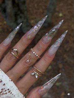 Edgy Nails, Stiletto Nails Designs, Long Acrylic Nails Coffin, Bling Acrylic Nails, Kawaii Nails, Crystal Nails, Luxury Nails, Funky Nails