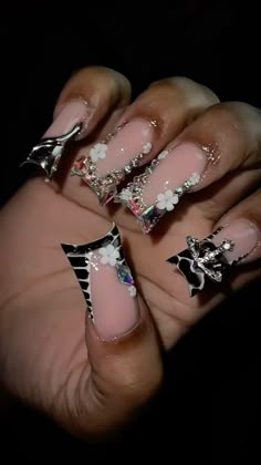 Prom Nail Designs Acrylics, Medium Junk Nails, Bad And Boujee Nails Short, Nail Designs Black Women, Libra Birthday Nails, Nail Ideas Black Women, Baddie Accessories, Acrylic Nail Set