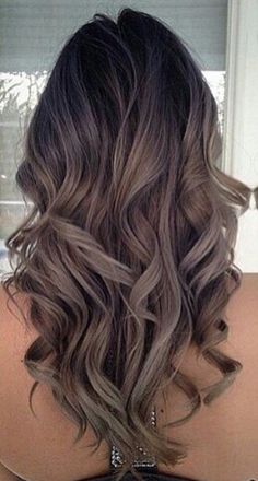 why is it so freakin hard to get this color. Glamour Waves, Curls Ideas, Ashy Brown, Brown Curls, Good Hair, High Ponytails, Dye My Hair, Good Hair Day