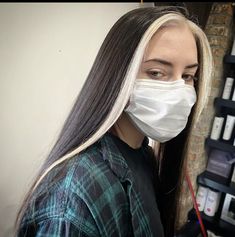 Grey Hair Streak, Black White Hair, Dark Blue Hair, Blonde Streaks, Bleached Hair, Hair Inspo Color, Hair Color For Black Hair