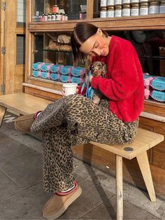 Chic Leopard Print Women Cargo Pants Rero Zipper Pockets High Waist Wide Leg Trousers 2024 Spring Loose Trousers Women, Leopard Trousers, Leopard Print Outfits, Leopard Jeans, Leopard Print Pants, Leopard Pants, Women Cargo Pants, Vintage Leopard, Printed Trousers