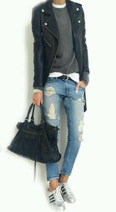 Boyfriend Jeans Kombinieren, Casual Weekend Style, Balenciaga Bag, Weekend Style, Winter Trends, Looks Chic