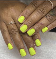 Short Square Neon Nails, Neon Yellow Short Nails, Short Summer Nails Black Women, Neon Yellow Gel Nails, Mani Gel Nails, Short Nails Color, Neon Short Nails, Gel Manicure Natural Nails, Short Nails Yellow