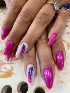 Feather On Nails, Feather Nail Designs, Feather Nail, Glossy Nails, Feather Design, Fall Nails, Nail Tech