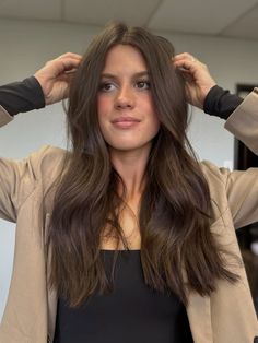 brunette hair, medium hair length, winter hair trends Long Brunette Hair Side Part, Simple Brown Hair Color, All Over Color Brown Hair, Brown Hair Subtle Dimension, Brunette Hair With Light Ends, Medium Long Length Haircut Brunette, Toner Brunette Hair, Rich Medium Brown Hair Color, Dark Brown Mid Length Hair Straight