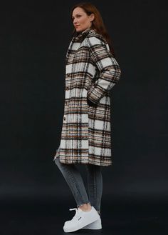 Long plaid coat 2 side pockets 100% polyester Plaid Wool Coat With Long Sleeves For Fall, Plaid Long Sleeve Wool Coat For Fall, Long Sleeve Plaid Wool Coat For Fall, Plaid Long Wool Coat For Fall, Plaid Wool Coat For Winter, Plaid Long Coat With Pockets, Plaid Outerwear For Cold Weather In Fall, Plaid Single-breasted Winter Outerwear, Single Breasted Plaid Outerwear For Winter