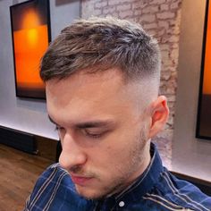 Mens Short Hairstyles Receding Hairline, Men’s Receding Hair Styles, Men Haircut For Thinning Hair, Men’s Haircut Receding Hairline, Receding Hairline Styles Men, Bad Hairline, Mens Haircuts Receding Hairline, Haircuts For Receding Hairline, Haircuts For Balding Men