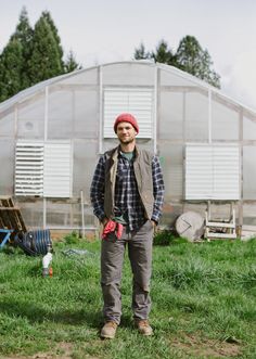 Farmer Clothes Men, Farmer Style Men, Farmer Man Aesthetic, Farmers Market Outfit Men, Farmer Aesthetic Man, Farmer Outfits Men, Gardening Outfit Aesthetic, Farm Outfit Aesthetic, Farmers Outfit