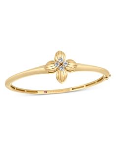 Made in Italy exclusively for us, a vintage-inspired edition of the jeweler's four-petal flower motif captures the romance of Verona. Vintage Fans, Petal Flower, Roberto Coin, Flower Motif, Exclusive Jewelry, Diamond Flower, Verona, Bangle Bracelet, Bangle Bracelets