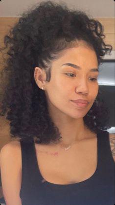 Bun Hairstyles Curly Hair, Bun Hairstyles Curly, Hairstyles Curly Hair Natural, Curly Hair Hairstyles, Dyed Natural Hair, Curly Hair Styles Easy, Jhene Aiko, Hairdos For Curly Hair