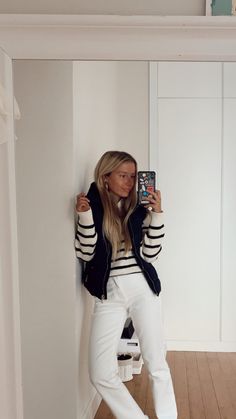 00s Mode, Looks Pinterest, Cold Outfits, Stockholm Fashion, Fashion Mistakes, 10 Pounds, Basic Outfits, Winter Fashion Outfits