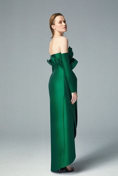 Description Dark green High-low, Long dress Fitted, Long Sleeves Open neckline Mikado, Beaded stones Dry Clean Made in Lebanon SKU ga-6287-ga-6288 Long Dress Fitted, Marchesa Couture, Dark Green Top, Match Outfits, Dress Name, Dress With Embroidery, Bridal Consultant, Column Skirt, Ankle Length Skirt