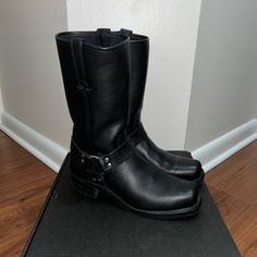 Frye Harness 12r Boots Black Us Mens Size 12 M These Boots Are In Excellent Condition. They Show Some Slight Signs Of Wear. The Soles Are In Excellent Shape. See Pictures, Ask Questions. Black Western Moto Boots With Goodyear Welt, Classic Black Boots For Biker Events, Classic Black Moto Boots For Biker Events, Classic Black Moto Boots With Leather Lining, Classic Black Leather Moto Boots, Classic Black Moto Boots With Plain Toe, Frye Shoes, Boots Black, Black Boots