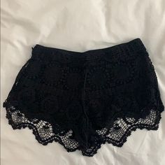 Two Lf Angel Biba Shorts In Black & White Never Been Worn Before White Color, White Black, White And Black, Angel, Black White, Buy And Sell, Womens Shorts, Black And White, Women Shopping