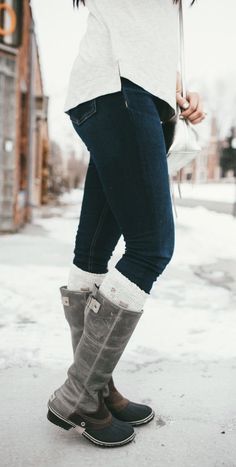 Will you get warm winter boots for women? Here is the cute snow boots collections. Sorel Slimpack Riding Boot, Pregnant Outfit, Best Winter Boots, Winter Boots Outfits, Sorel Boots Womens, Sorel Winter Boots, Warm Winter Boots, Winter Fashion Boots