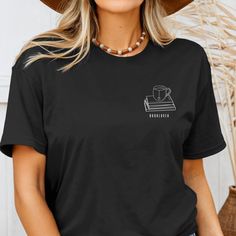 Made from 100% organic ring-spun cotton, this unisex t-shirt is a total must-have. It's high-quality, super comfy, and best of all--eco-friendly. * 100% organic ring-spun cotton * Fabric weight: 5.3 oz./yd.² (180 g/m²) * Single jersey * Medium fit * Set-in sleeves * 1 × 1 rib at collar * Wide double-needle topstitch on the sleeves and bottom hems * Self-fabric neck tape (inside, back of the neck) * Blank product sourced from Bangladesh The sizes correspond to a smaller size in the US market, so Everyday Screen Print T-shirt In Ring-spun Cotton, Everyday Crew Neck T-shirt In Ring-spun Cotton, Black Ring-spun Cotton T-shirt For Everyday, Everyday Ring-spun Cotton T-shirt With Screen Print, Everyday Graphic Tee In Ring-spun Cotton, Organic Cotton Pre-shrunk T-shirt, Books And Tea, Tea Print, Book Tshirts