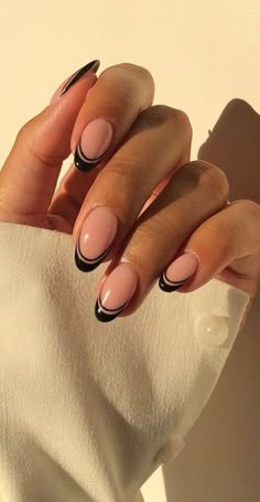 Edgy Short Acrylic Nails, Almond Shaped Black Nails Designs, Fancy Black Nails Classy, Non Traditional French Tip Nails, Simple Nails Black, Double Line French Tip Nails, January Nails Ideas Acrylic, Modern French Manicure Trends, 23 Nails