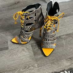 Schutz Black-And-White, Zebra Pony Hair, Cage, Sandals, Yellow Leather. Size 37 Never Worn Cage Sandals, Walking Tall, Caged Sandals, Vintage Heels, White Zebra, Jelly Shoes, Pony Hair, Yellow Leather, Walker Boots