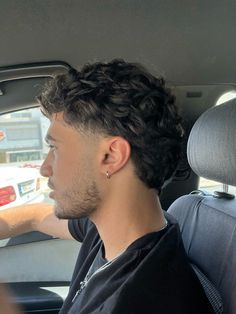 Hairstyle For Men Curly Hair, Men’s Hair Cuts Curly, Men’s Taper Mullet, Mens Taper Mullet, Curly Cuts For Men, Men S Short Curly Haircut, Men’s Hair Low Fade, Taper Mullet Curly Hair, Men’s Taper Fade