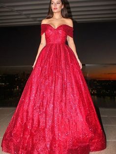 Neckline: Off-the-ShoulderSilhouette: Ball GownBuilt-in Bra: YesSleeve: SleevelessWaist: NaturalBack Style: ZipperHemline/Train: Floor-Length Prom 2022, Burgundy Prom, Mob Dresses, Evening Dresses Cocktail, Junior Bridesmaid Dresses, Gowns With Sleeves, Cheap Prom Dresses, Floor Length Dresses, Handmade Dresses