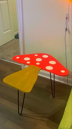 Mushroom Table 
End Table 
Home Decor 
Groovy Hippie 
Handmade Sesh Shed Ideas, Groovy Mushroom, Mushroom Table, Furniture Table, Hippie Decor, Decoration Furniture, Franklin Tn, End Table, Bedside Table